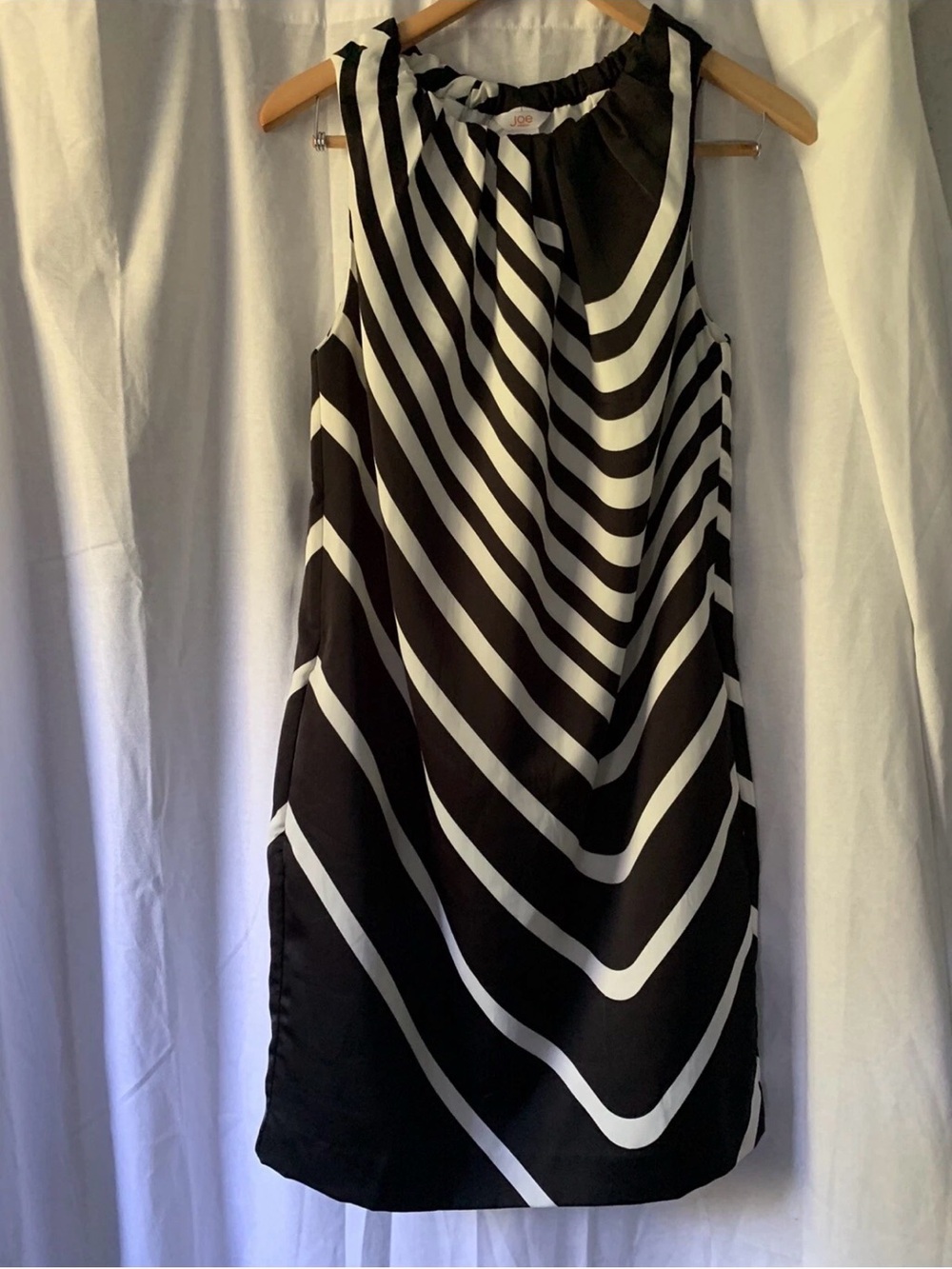 EUC Joe Fresh Sleeveless Wide Stripe Black and White Dress Women’s Size Small
